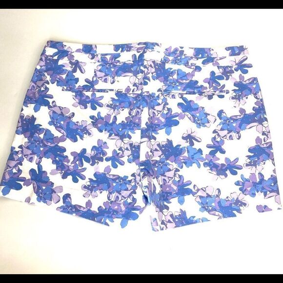 Banana Republic Hampton Fit Floral Shorts - Picture 4 of 7